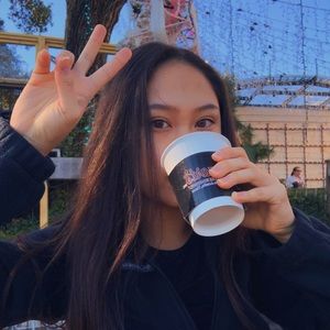 Meet your Posher, Cora